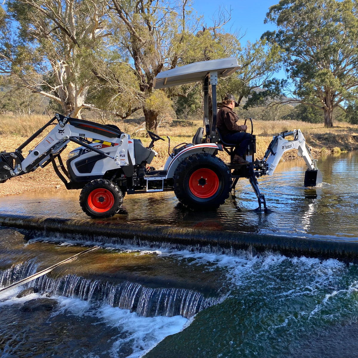 Bobcat_CT2040_Compact_Tractor4