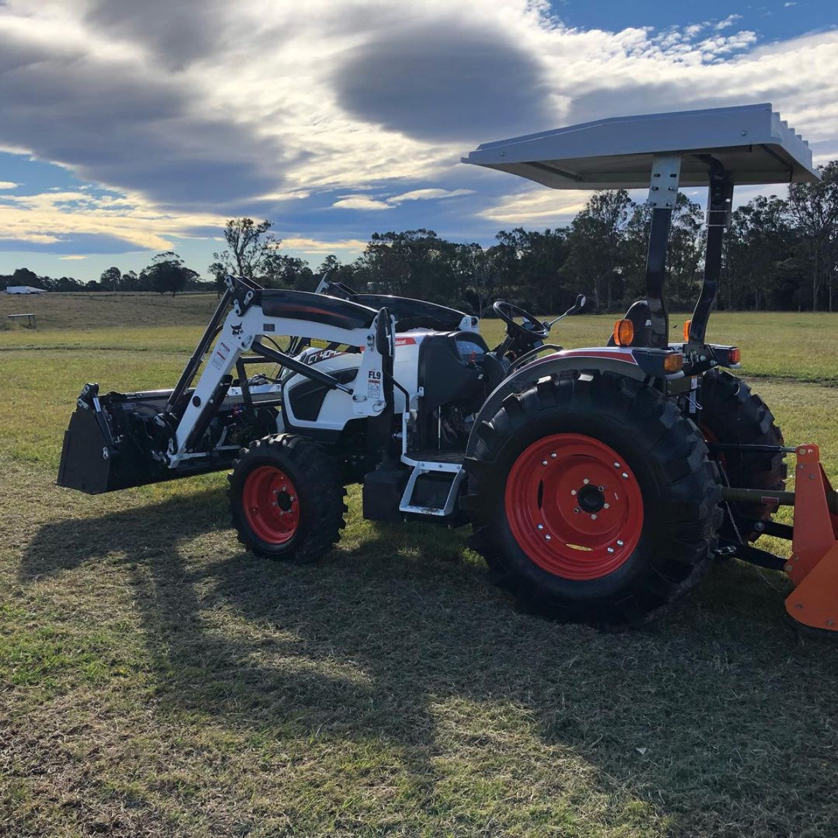 Bobcat_CT4045_Compact_Tractor2