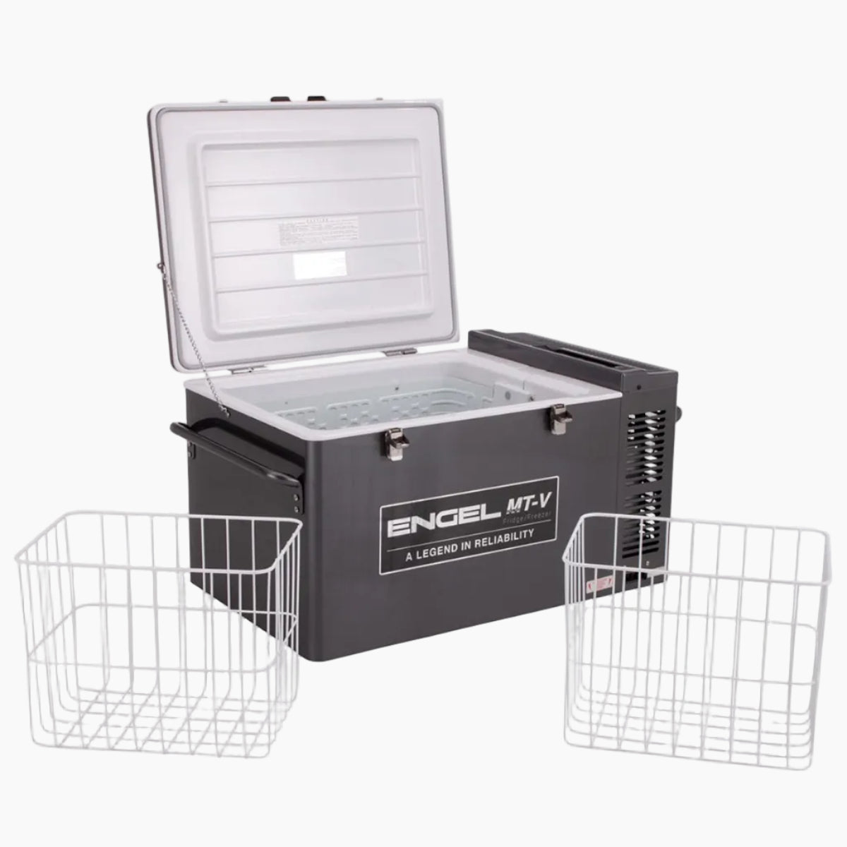 MT_V60FEngel60LFridgeFreezerOpen