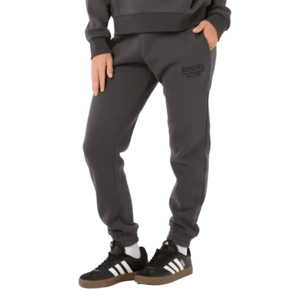 SurfStapleTrackpantWashedBlack